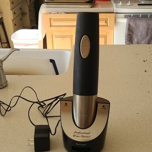 Cordless professional wine opener